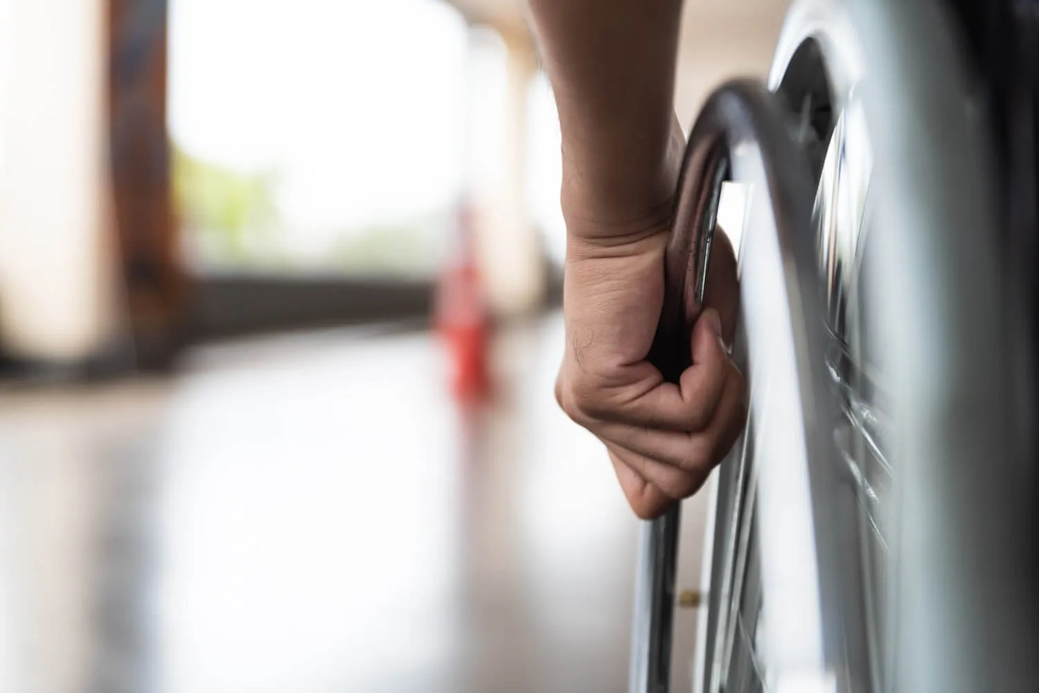 ¿Cobras una incapacidad permanente? Estas son las ayudas que podrías recibir